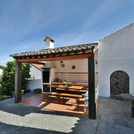 Charming Green Country House Nordestinho Exterior photo
